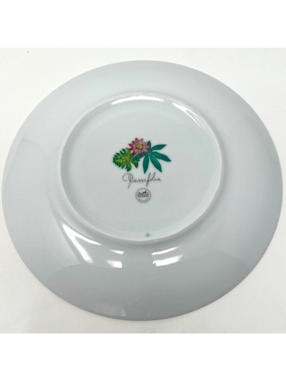 Hermes Green Floral Passifolia Dessert Plate N1 Set of 2 Plates (Jar Stamp) BNIB - Picture 3 of 8